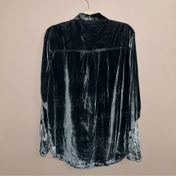 Pilcro Velvet Button Down Shirt in Dark Blue - Picture 3 of 5